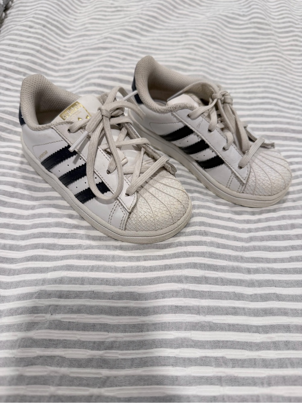 adidas Kids Off-White Sneakers with Black Stripes